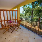 One-Bedroom Apartment In Porec II